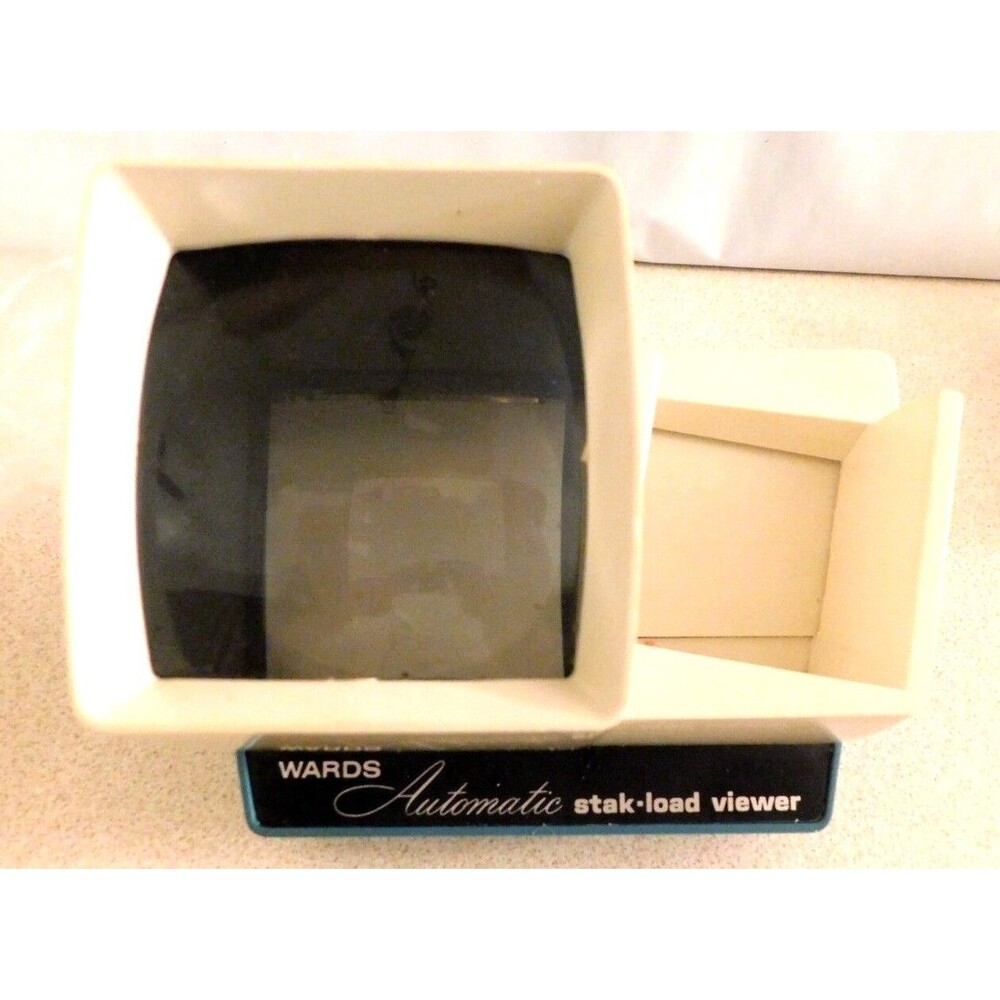 Vintage Montgomery Ward Stak-Load Viewer Lighted 2x2 Slide Viewer Box & Adapter